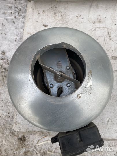 Вентилятор канальный 100 б/у