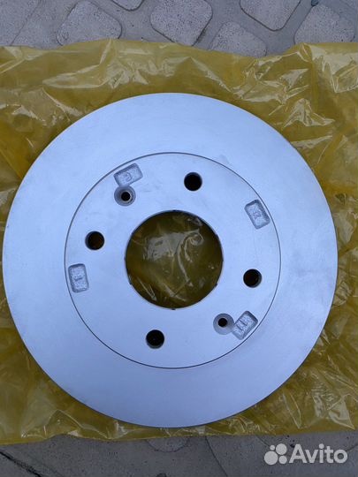 Передний тормозной диск на Сонату