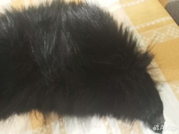 Воротник из меха енота