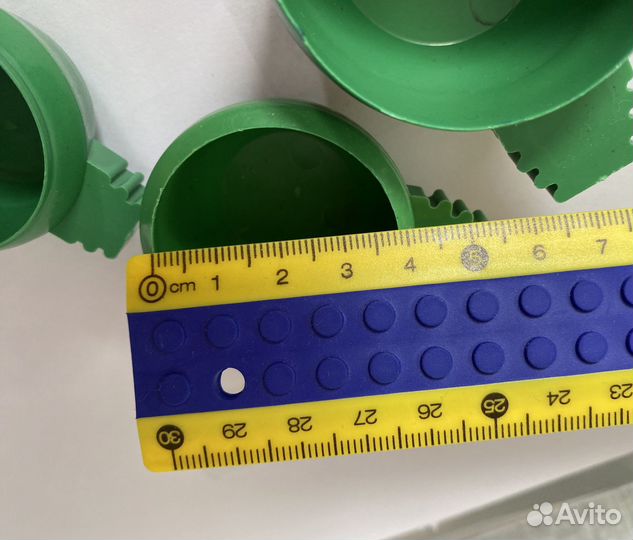 Кормушка для птиц в клетку