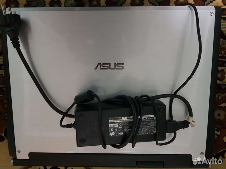 Игровой ноутбук asus