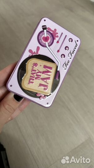 Палитра теней too faced
