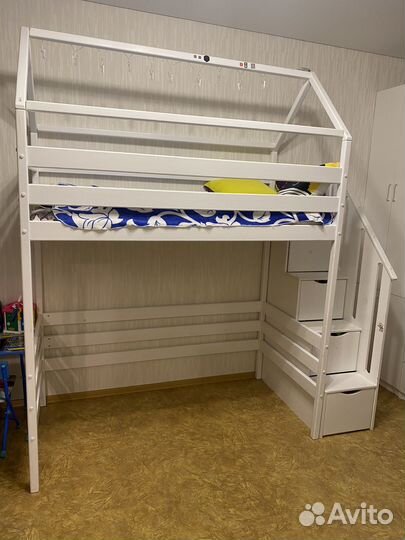 Кровать-чердак