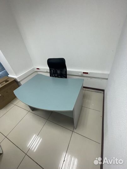 Офисная мебель,комплект бу