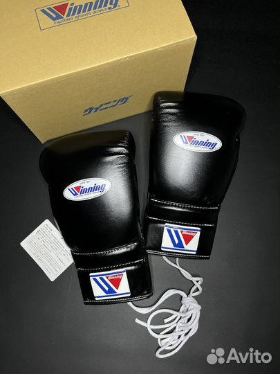Боксерские перчатки Winning