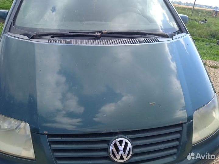 Volkswagen sharan рестайлинг 2002 г 1,8 АКПП