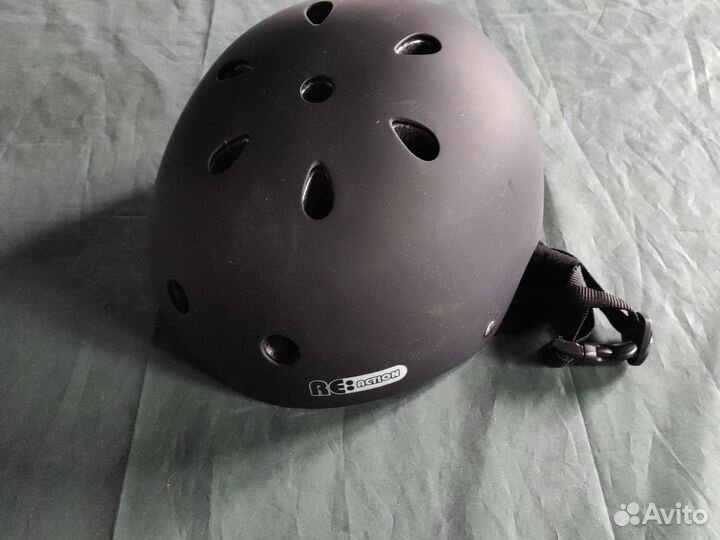 Роликовые коньки reaction с комплектом защиты