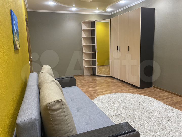 2-к. квартира, 54 м², 5/10 эт.