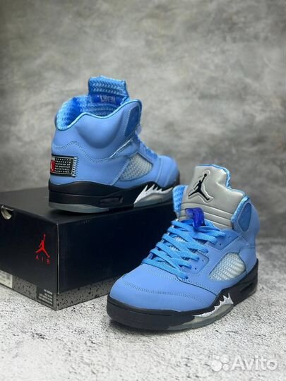 Nike Air Jordan 5 Retro UNC University Blue