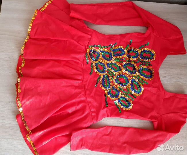 Продам спортивный купальник