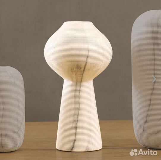 Керамическая ваза