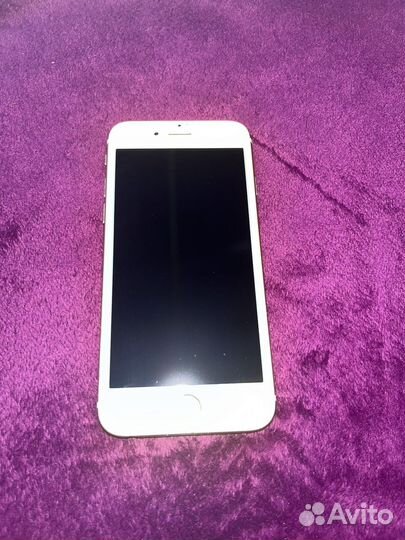 Телефон iPhone 6s