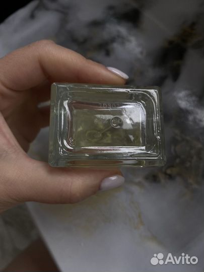 Туалетная вода, парфюмерия, духи