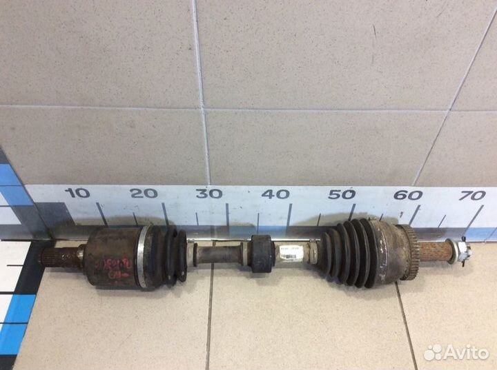 Полуось передняя левый Kia Sorento XM 2009-2020