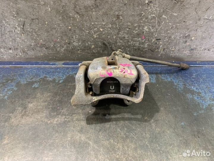 Суппорт задний левый Volkswagen Tiguan NF