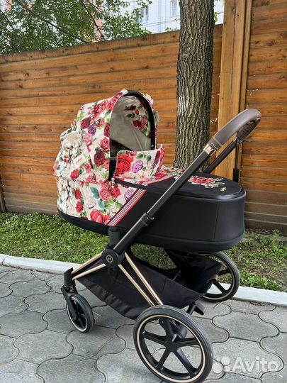 Коляска Cybex Priam Spring Blossom Light 3 в 1
