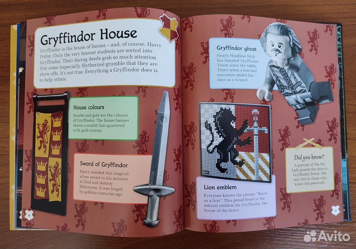 Книга Лего Гарри Поттер Hogwarts Houses