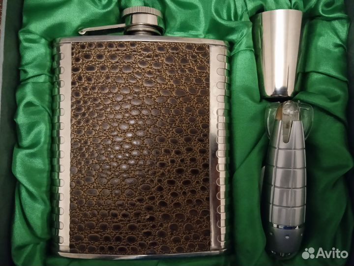 Фляжка из нержавеющей стали в наборе