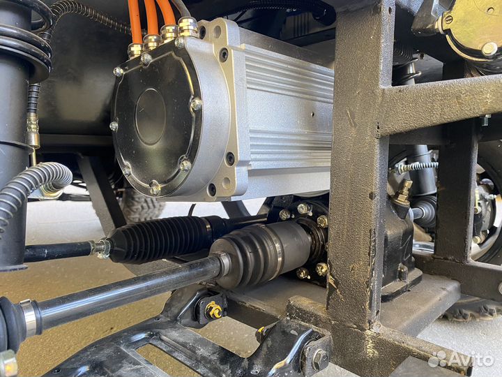 Полноприводный гольфкар