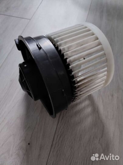 Моторчик печки nissan Х-trail T31 оригинал
