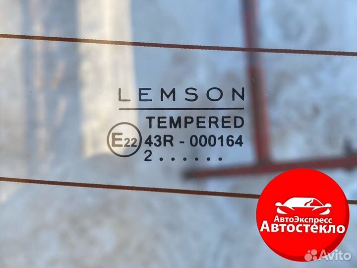 Заднее стекло Hyundai Solaris hatchback / Хэтчбек