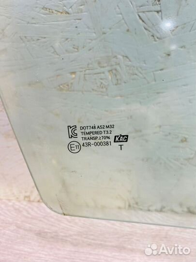 Стекло двери перед прав KIA RIO 3 рест 1.4 мт седан