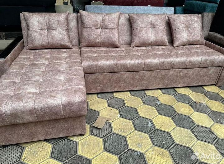 Угловые диваны в наличии не б/у