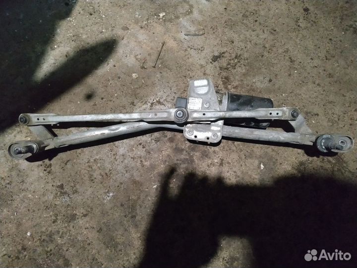 Трапеция стеклоочистителя Мазда 3