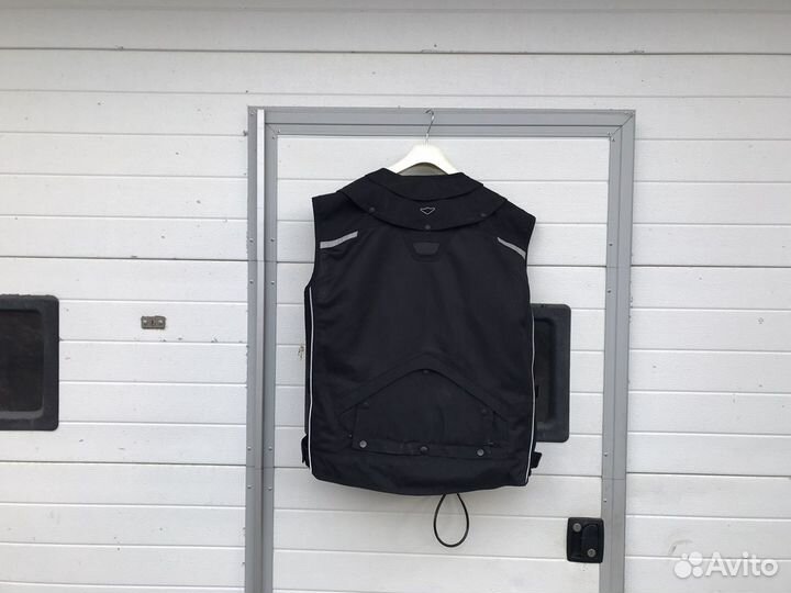 Жилет hit-air для мотоцикла с встроенной подушкой