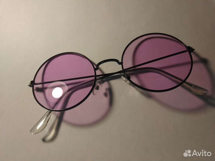 Декоративные очки с фиолетовыми линзами