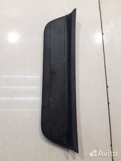 Накладка порога внутренняя задняя левая