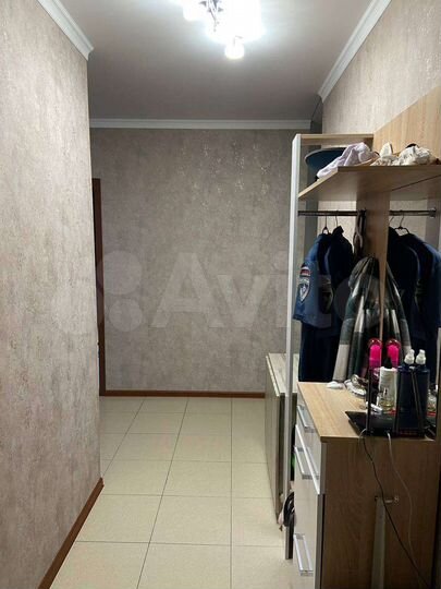 2-к. квартира, 58 м², 3/3 эт.