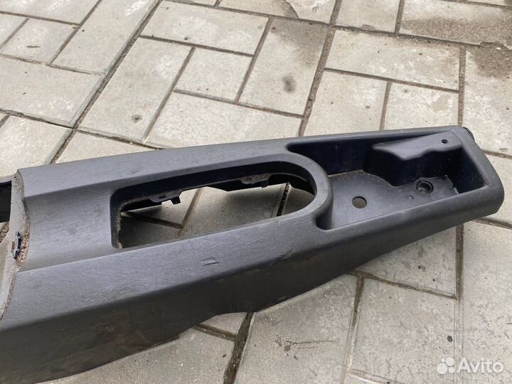 Центральная консоль Ford Focus 1 хетчбек 5дв. 1.4