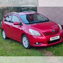 Toyota Verso 1.8 CVT, 2011, 77 600 км, с пробегом, цена 1 395 000 руб.