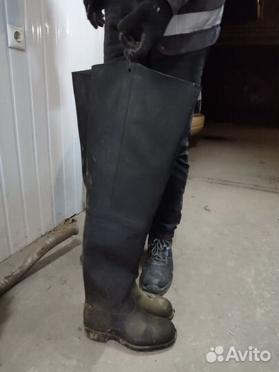 Сапоги резиновые болотные