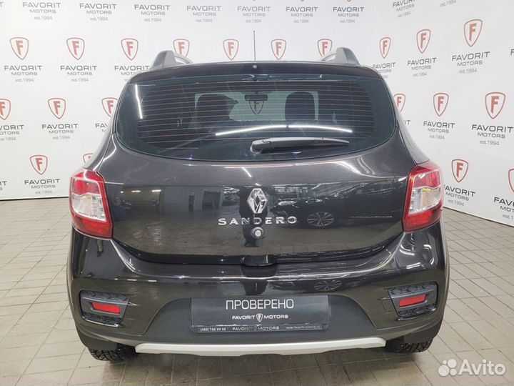Renault Sandero Stepway 1.6 AT, 2021, 38 061 км