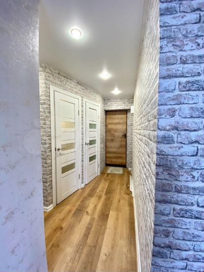 2-к. квартира, 43,8 м², 1/5 эт.