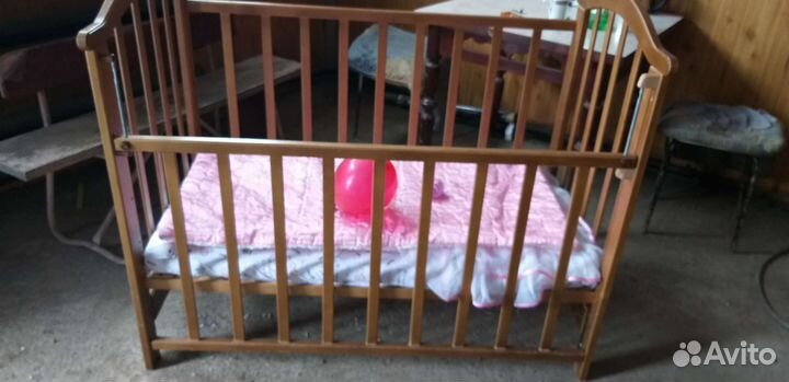Детская кроватка