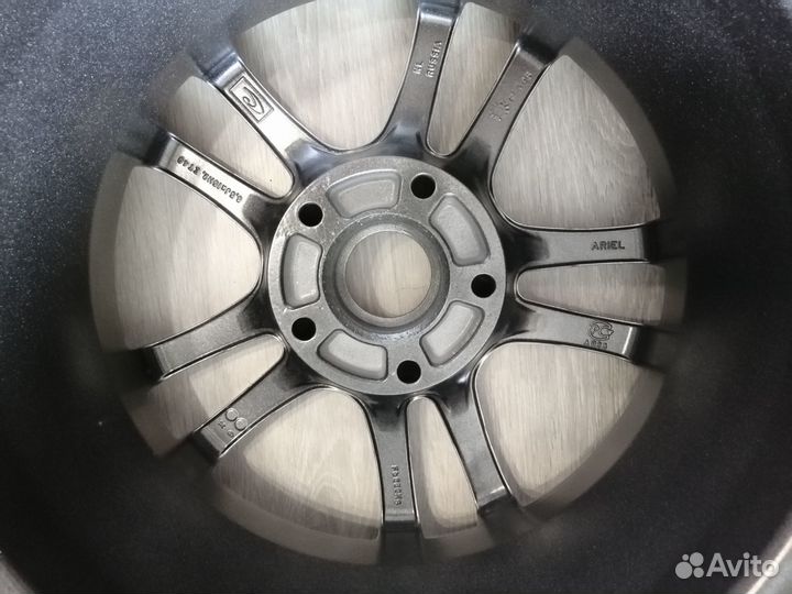 Литые диски R15