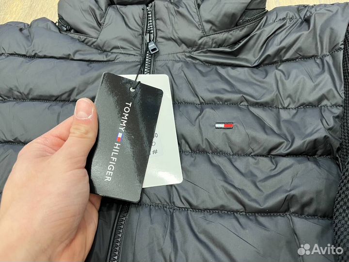 Куртки Tommy Hilfiger