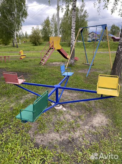 Карусель детская уличная