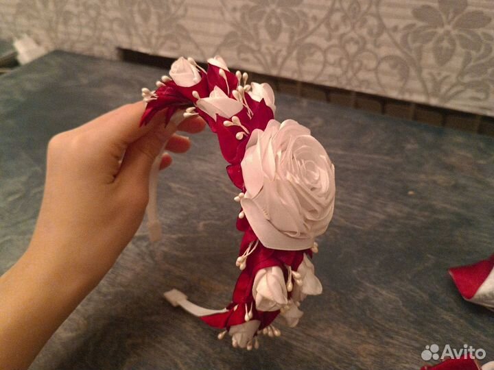 Резинки и заколки ручной работы