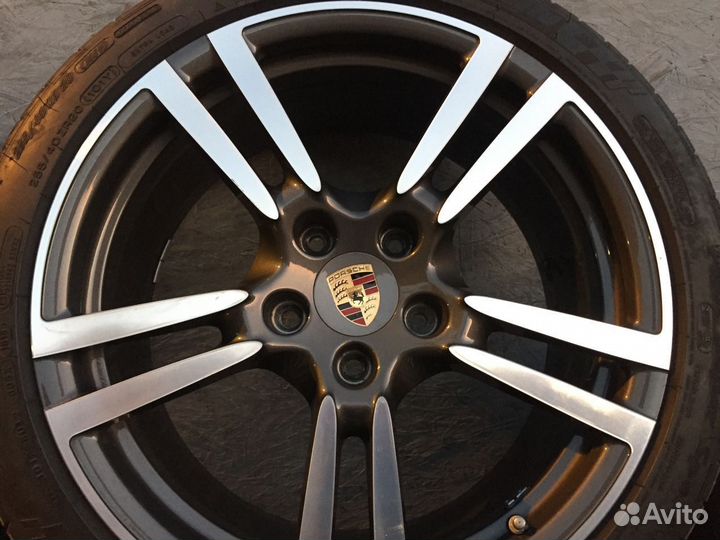 R20 Michelin Pilot Super Sport 255/40, PCD 5x130 DIA 71.6