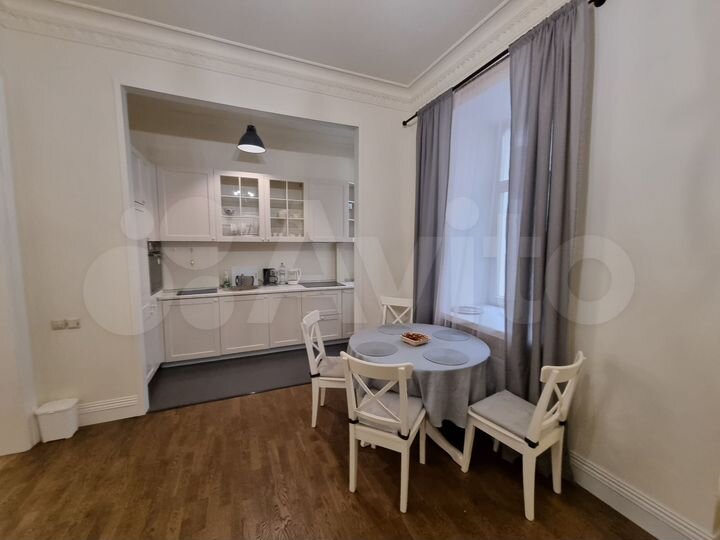 1-к. квартира, 70 м², 2/6 эт.