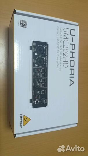 Behringer umc202hd аудиоинтерфейс