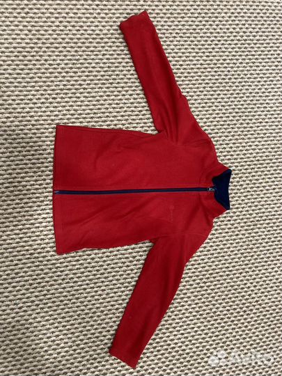 Красная кофта outventure для мальчика 128 см