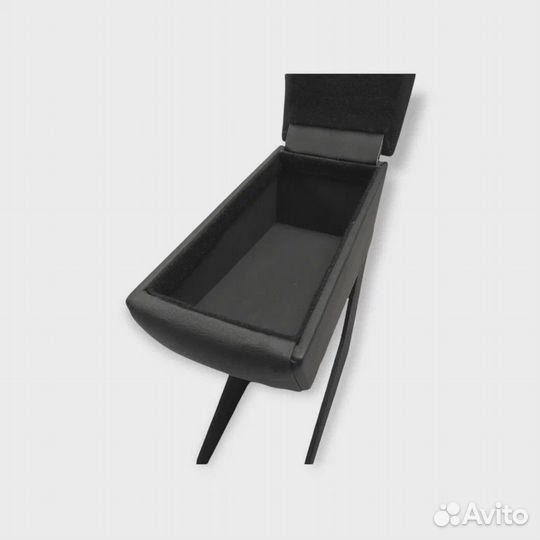 Подлокотник эконом LADA largus