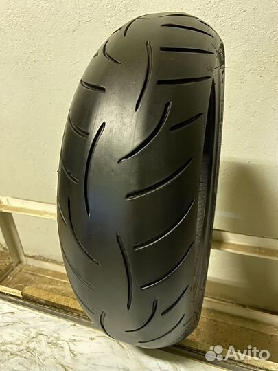 180/55 R17 Metzeler Roadtec Z8 (350)