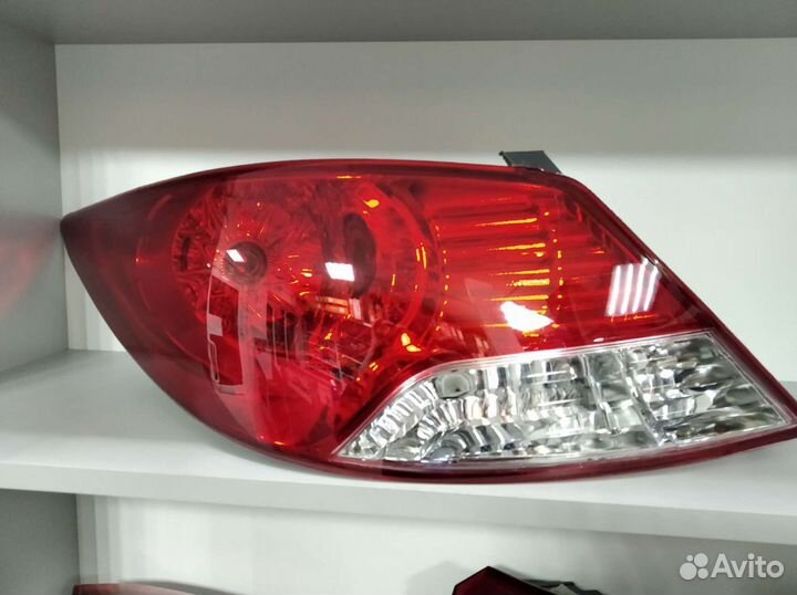 Фонарь Hyundai Solaris I 2010-2014 (новый) L/R