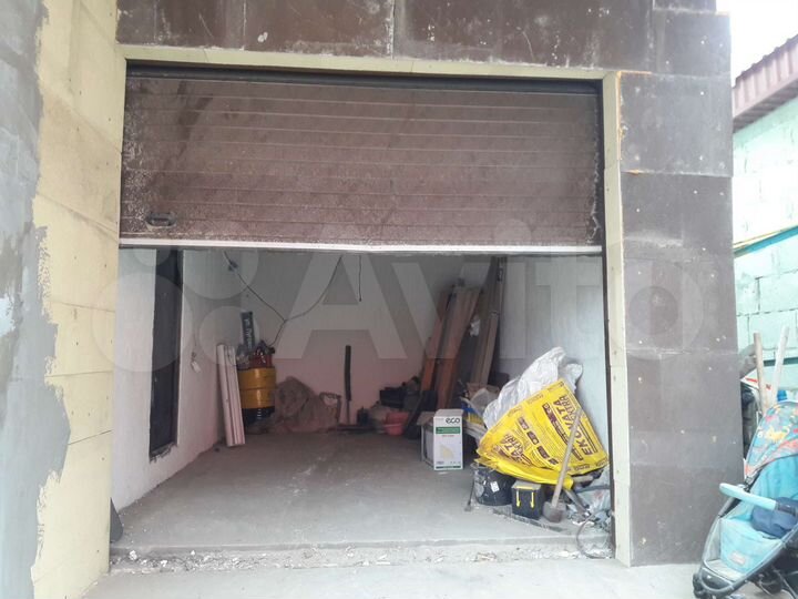 Дом 300 м² на участке 6 га